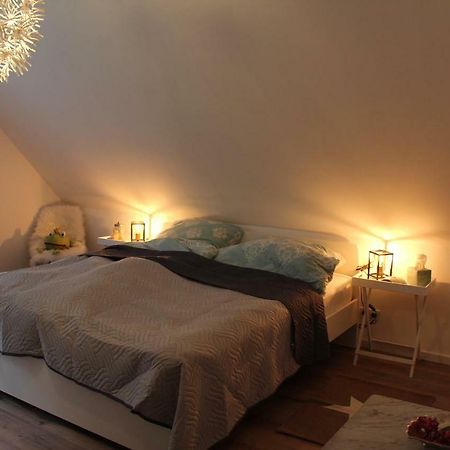 Ferienwohnung Im Tuermchen Oberfell Esterno foto