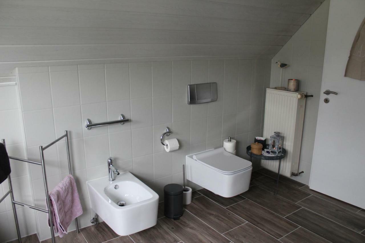 Ferienwohnung Im Tuermchen Oberfell Esterno foto