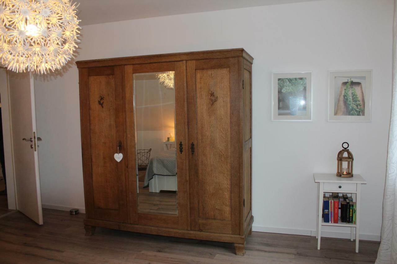 Ferienwohnung Im Tuermchen Oberfell Esterno foto