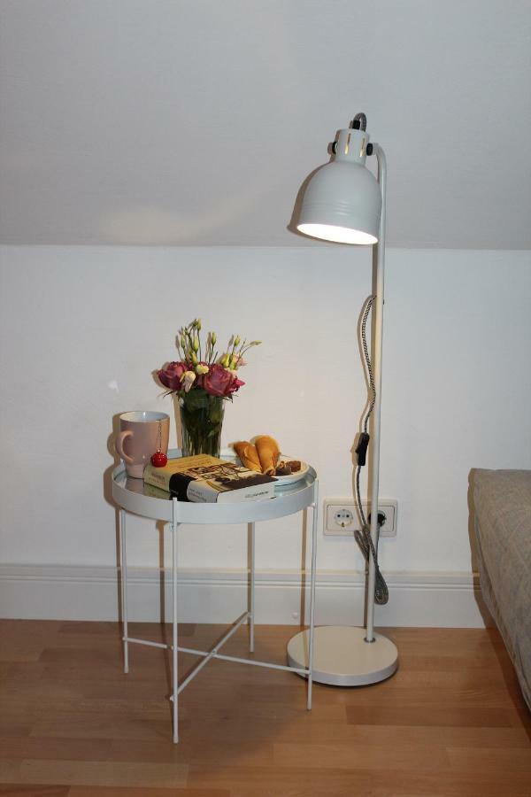 Ferienwohnung Im Tuermchen Oberfell Esterno foto