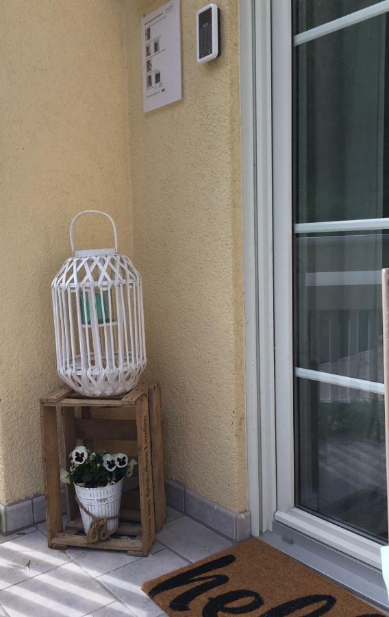 Ferienwohnung Im Tuermchen Oberfell Esterno foto
